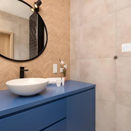 Letnica Modern Near Arena By Renters *